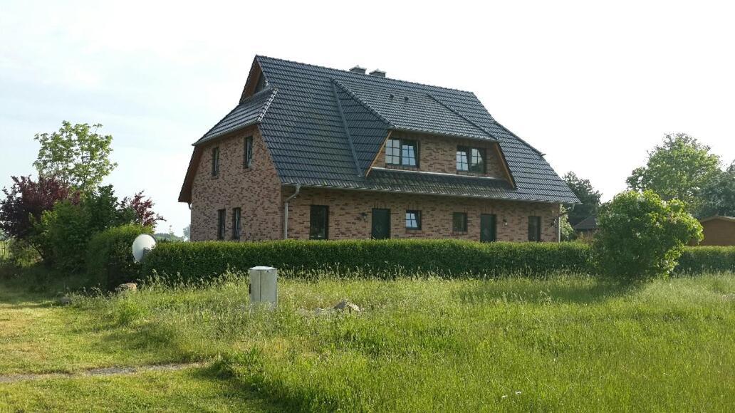 Ostseehaus Odin Doppelhaushaelfte Wiek auf Ruegen Exterior photo